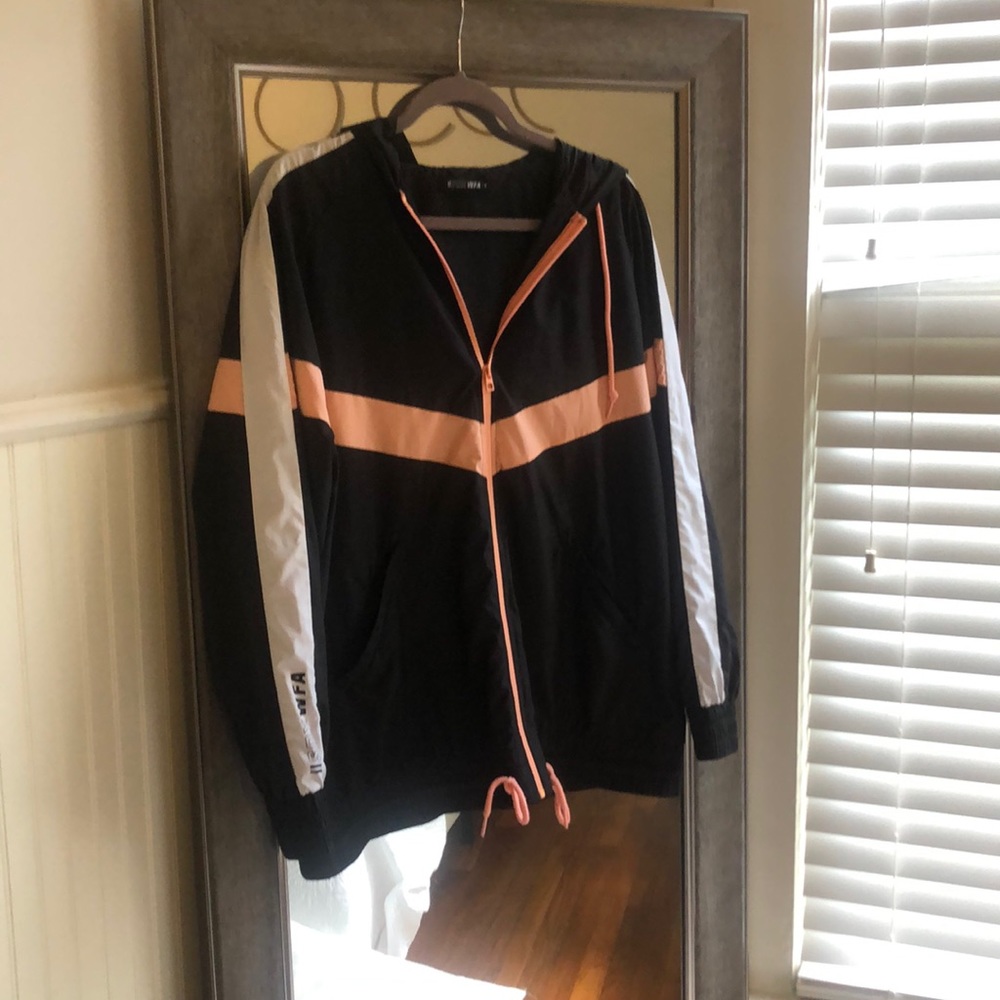 Sarah’s Day X WFA premium windbreaker black
